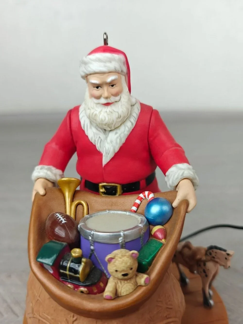 Hallmark 2015 Keepsake Ornament Packing Up The Toys Once Upon A Christmas Santa